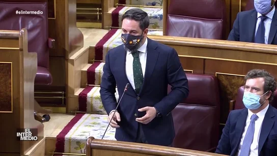 Vídeo manipulado - El grito de Pedro Sánchez achanta a Santiago Abascal en el Congreso: "Señor, obedezco" Vídeo manipulado - El grito de Pedro Sánchez achanta a Santiago Abascal en el Congreso: "Señor, obedezco"
