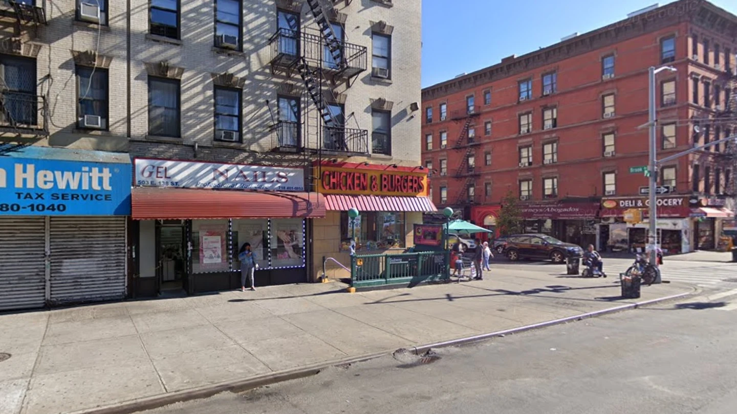 Imagen de una de las calles de Mott Haven, al sur del Bronx Imagen de una de las calles de Mott Haven, al sur del Bronx