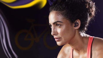 Auriculares inalámbricos para escuchar música con el móvil.