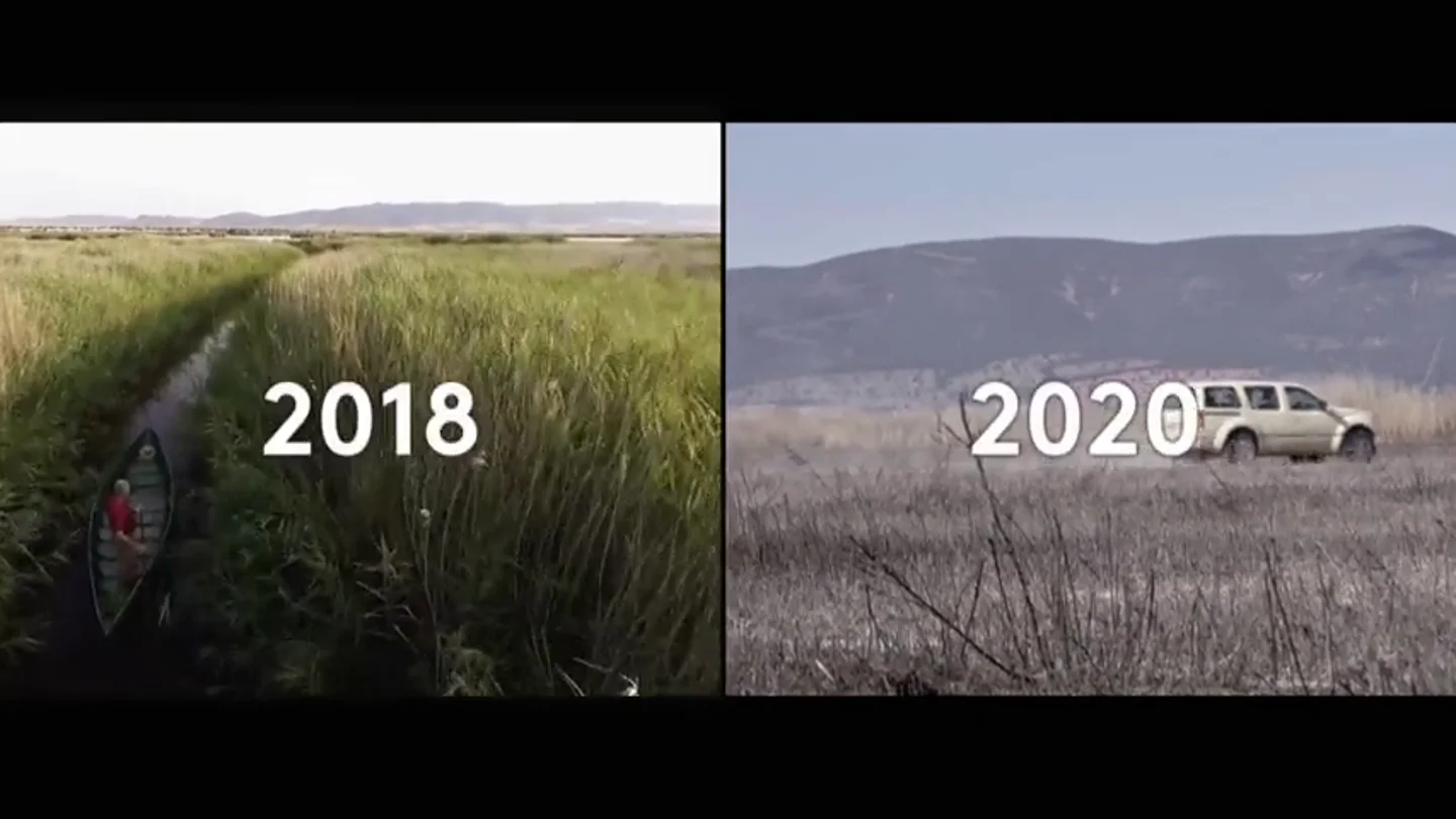 La fotografía desoladora de las Tablas de Daimiel, un Parque Nacional que parece un paisaje lunar con fango y verdina La fotografía desoladora de las Tablas de Daimiel, un Parque Nacional que parece un paisaje lunar con fango y verdina
