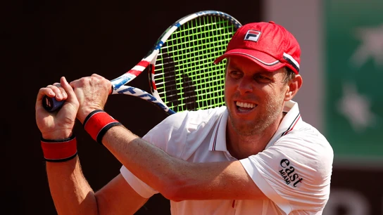 Sam Querrey, en un partido de tenis El estadounidense se saltó la cuarentena tras dar positivo en coronavirus.