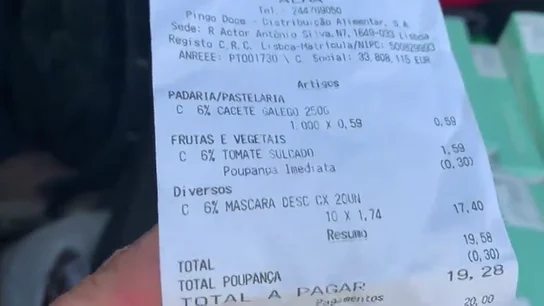 La denuncia viral de un español tras comprar 200 mascarillas por tan solo 17 euros en Portugal: "En España son casi 200 euros" La denuncia viral de un español tras comprar 200 mascarillas por tan solo 17 euros en Portugal: "En España son casi 200 euros"