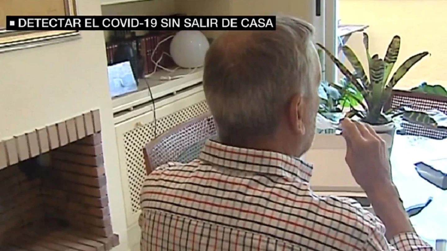 Imagen del test de saliva que puedes realizar desde casa Imagen del test de saliva que puedes realizar desde casa