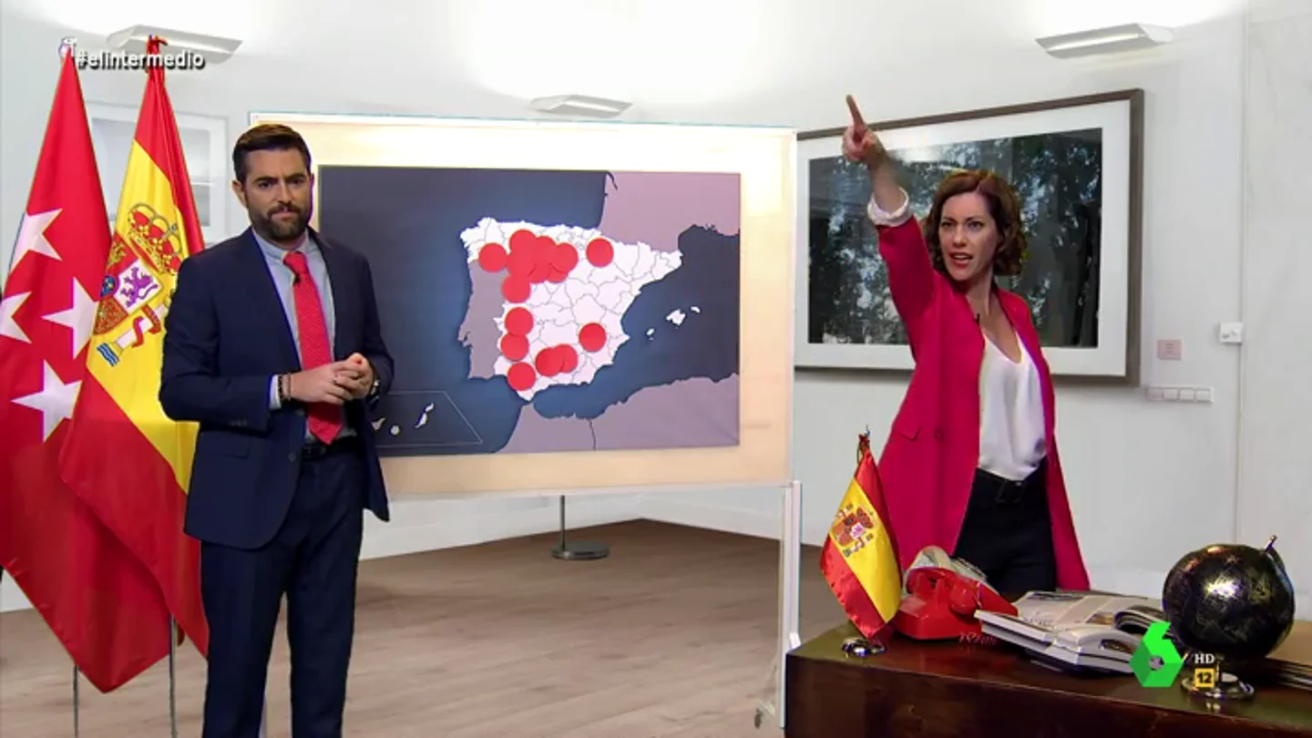 La 'reacción' de Ayuso al conocer las restricciones: "¡Toda España menos yo está confundida, ¡quiero francotiradores!" La 'reacción' de Ayuso al conocer las restricciones: "¡Toda España menos yo está confundida, ¡quiero francotiradores!"