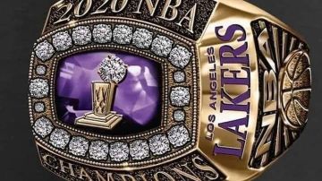 Imagen del anillo que podrían recibir los jugadores de los Lakers