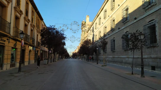 Calle Libreros Alcalá de Henares Luces navideñas en Calle Libreros