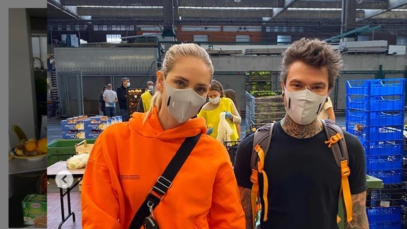 Chiara Ferragni y Fedez en una imagen con mascarilla.