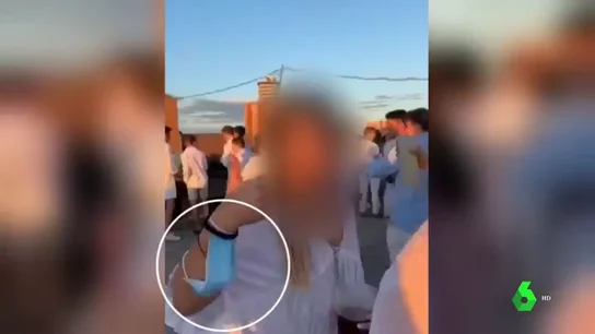 Multas de 600 a 30.000 euros para todos los asistentes de las fiestas que acabaron con 135 contagios en un colegio mayor de Valencia Multas de 600 a 30.000 euros para todos los asistentes de las fiestas que acabaron con 135 contagios en un colegio mayor de Valencia