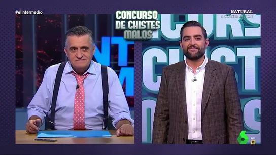 Dani Mateo y Wyoming compiten contando chistes malos: "¿Cómo llaman en Castilla y León al toque de queda? Invierno" Dani Mateo y Wyoming compiten contando chistes malos: "¿Cómo llaman en Castilla y León al toque de queda? Invierno"