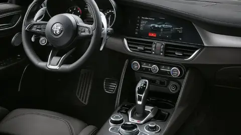 Alfa Romeo Giulia Veloce 2020 280 CV Salpicadero del Alfa Romeo Giulia Veloce 2020 280 CV.