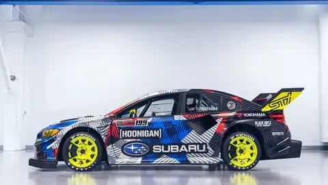 La base ya estaba preparada para la competición, así que se ha intentado hacer un coche muy llamativo aerodinámicamente Subaru WRX STi