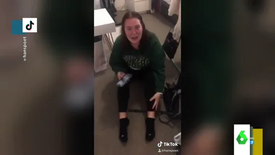 La reacción viral de una joven tras mandar por error a su profesora un trabajo con el título "Estúpido trabajo sin sentido" La reacción viral de una joven tras mandar por error a su profesora un trabajo con el título "Estúpido trabajo sin sentido"