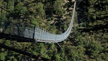 Puente tibetano Carasc
