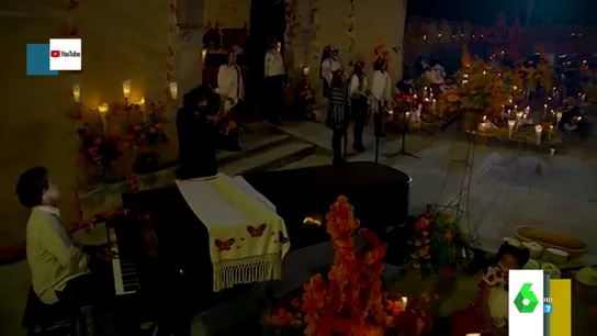 El emocionante concierto de Ara Malikian tocando La Llorona por el Día de los Muertos en homanaje a los fallecido por COVID-19 El emocionante concierto de Ara Malikian tocando La Llorona por el Día de los Muertos en homanaje a los fallecido por COVID-19