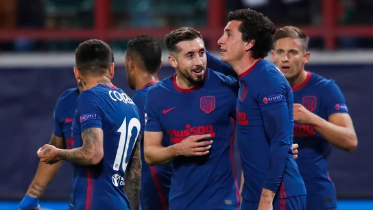 Héctor Herrera y Giménez celebran un gol Héctor Herrera y Giménez celebran un gol