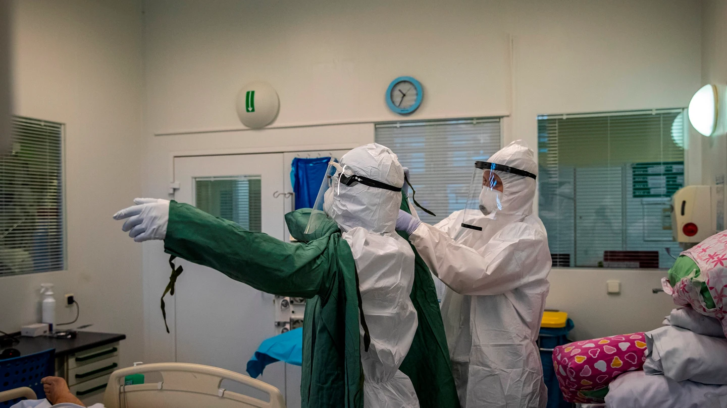Sanitarios en la pandemia de coronavirus Sanitarios en la pandemia de coronavirus