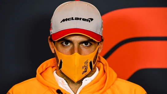 Carlos Sainz, en rueda de prensa del GP de Imola El español corre su última temporada con McLaren