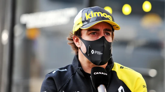 Fernando Alonso, en el GP de Imola El piloto de Renault fue a ver la carrera de su equipo