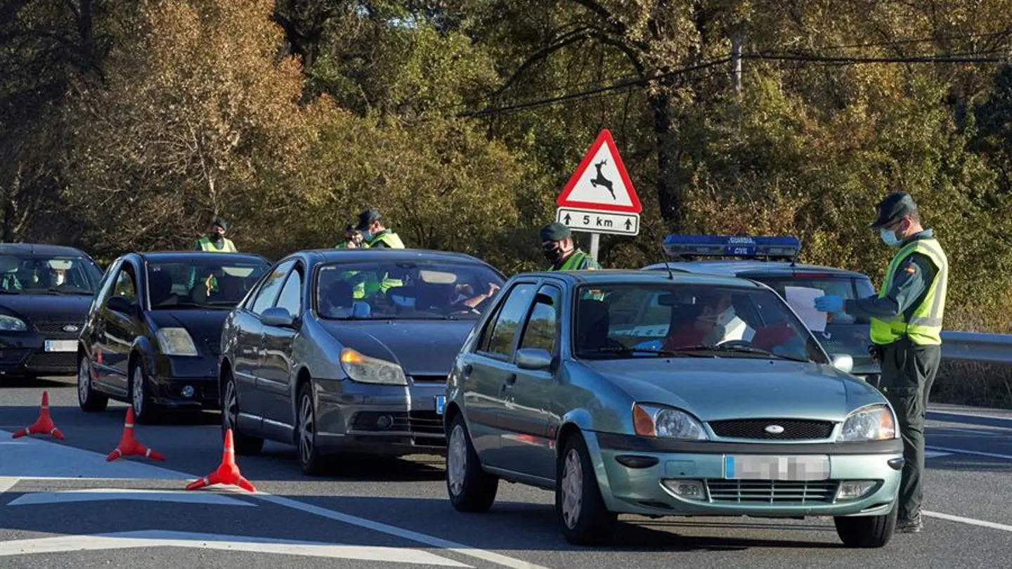 Control en el límite entre Madrid y Castilla y León Control en el límite entre Madrid y Castilla y León el pasado puente de Todos los Santos