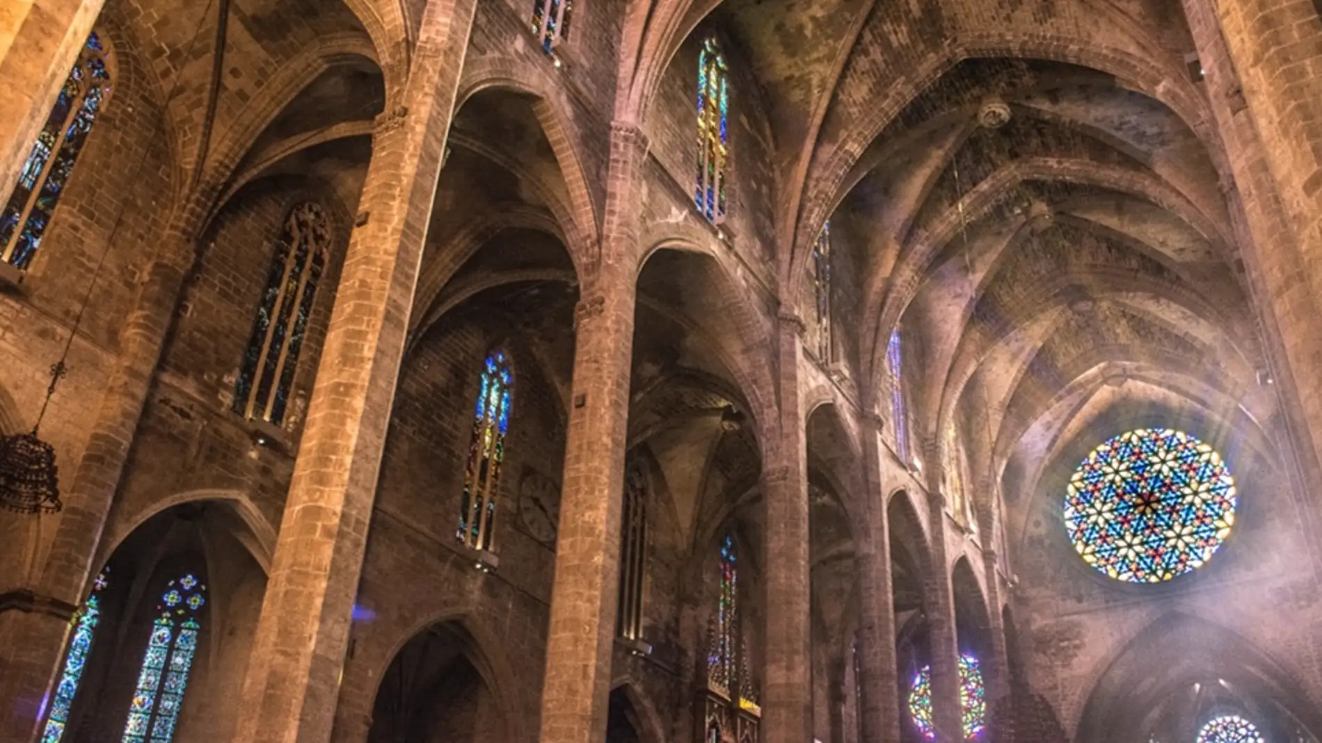 Interior Catedral de Mallorca, rosetón.