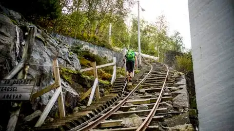 Las escaleras de madera más largas del mundo Las escaleras de madera más largas del mundo