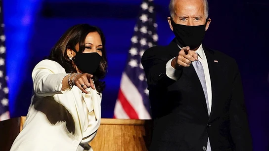 Joe Biden junto a Kamala Harris durante su discurso en Wilmington Joe Biden junto a Kamala Harris durante su discurso en Wilmington