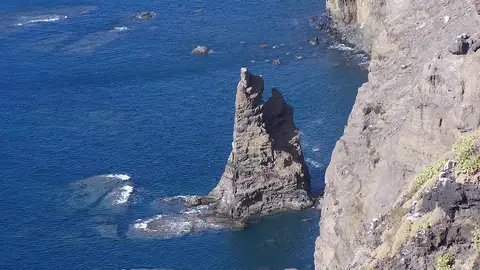 Roque Partido tras la caída de el Dedo de Dios Roque Partido tras la caída de el Dedo de Dios