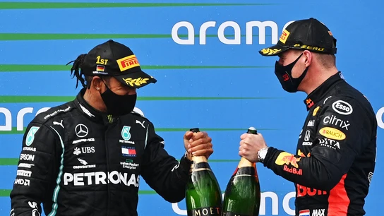 Lewis Hamilton y Max Verstappen Lewis Hamilton y Max Verstappen