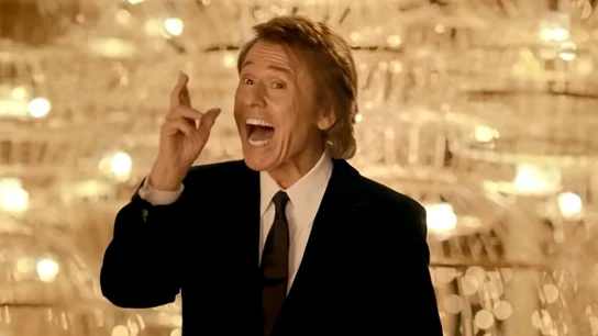 Cómo Tim Burton, Raphael o ‘Insidious’ han tenido hueco en la Navidad española: estas son las bandas sonoras del anuncio de la Lotería Cómo Tim Burton, Raphael o ‘Insidious’ han tenido hueco en la Navidad española: estas son las bandas sonoras del anuncio de la Lotería