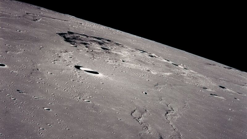 ¿Por qué China quiere traer a la Tierra otra roca lunar?