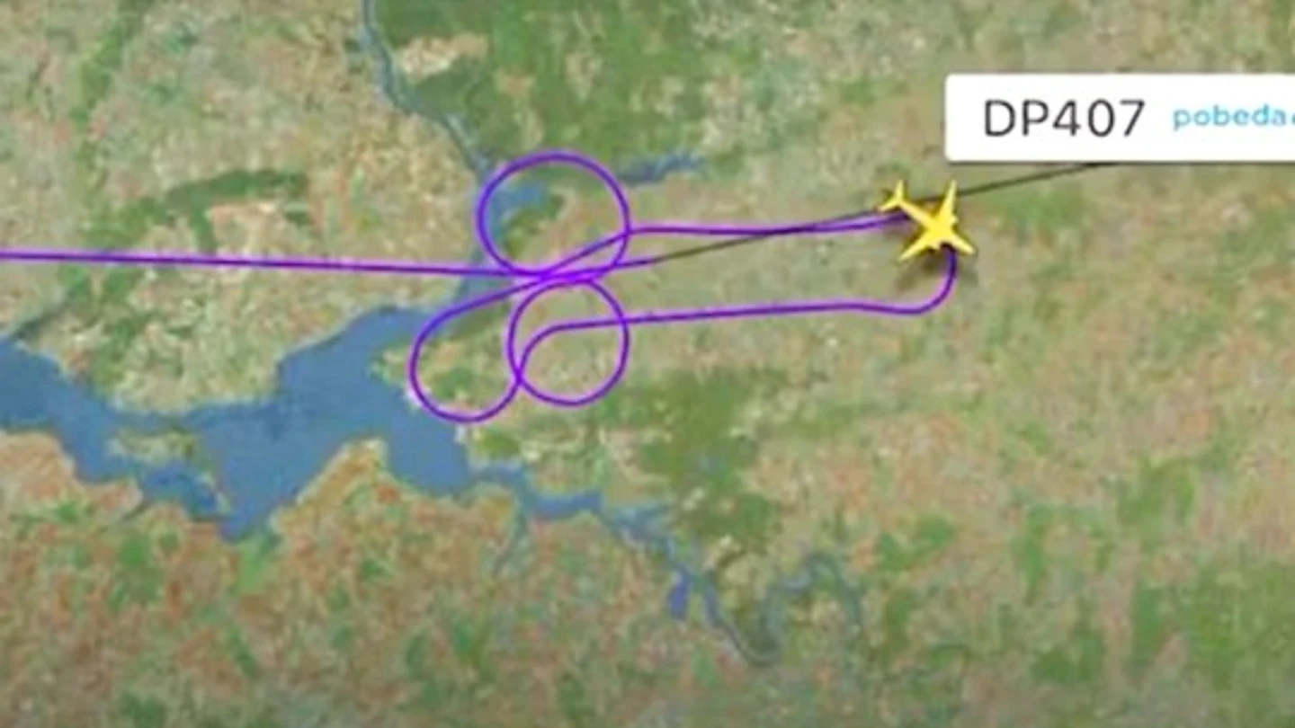 Investigan a dos pilotos rusos por dibujar un pene en el cielo con un un Boeing 737 Investigan a dos pilotos rusos por dibujar un pene en el cielo con un un Boeing 737