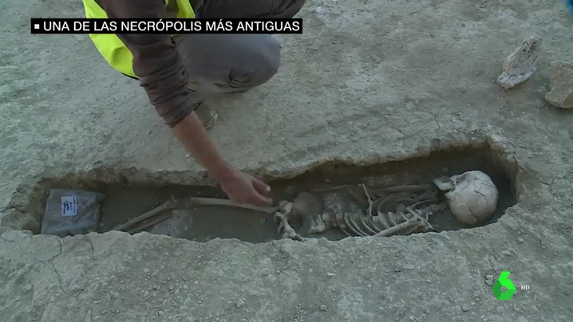 Descubren por sorpresa una de las necrópolis más antiguas de la Península