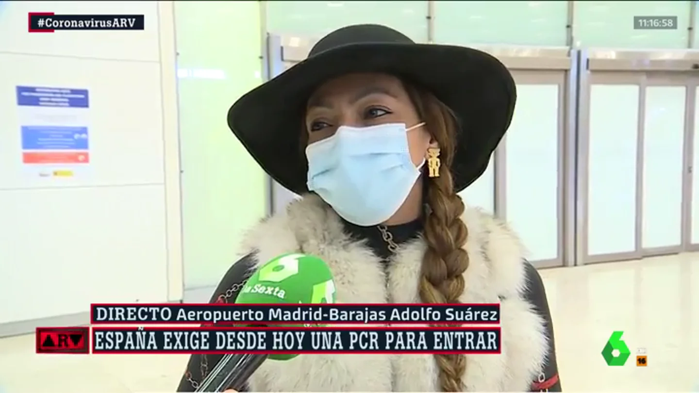 Los primeros viajeros con exigencia de PCR llegan a España Los primeros viajeros con exigencia de PCR llegan a España
