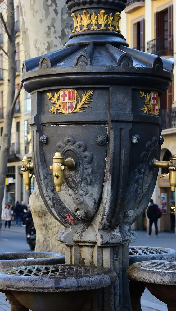 La Fuente de Canaletas: ¿Sabías que hay 16 réplicas repartidas por  Barcelona? Dónde encontrarlas