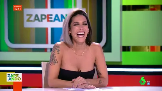 La pedorreta de Lorena Castell que sorprende a Dani Mateo en pleno directo de Zapeando La pedorreta de Lorena Castell que sorprende a Dani Mateo en pleno directo de Zapeando