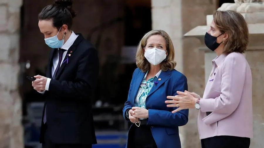 Pablo Iglesias, Nadia Calviño y Teresa Ribera