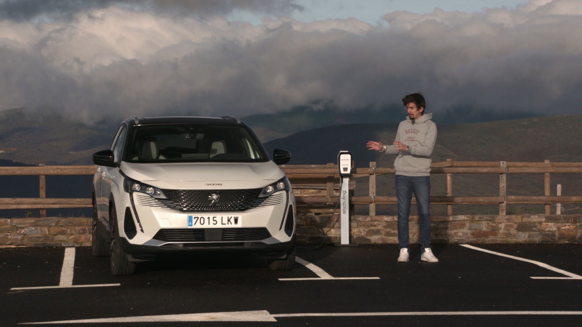 Peugeot 3008 h&iacute;brido enchufable
