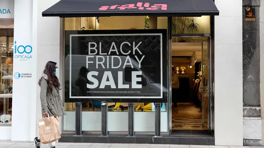 La campaña comercial del Black Friday o viernes negro, en Asturias. La campaña comercial del Black Friday o viernes negro, en Asturias.