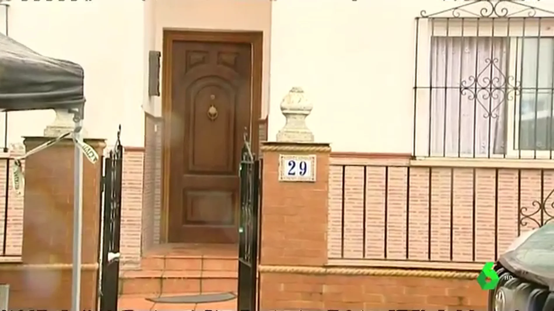 Registran de nuevo el domicilio del presunto asesino de Manuela Chavero en busca de pruebas