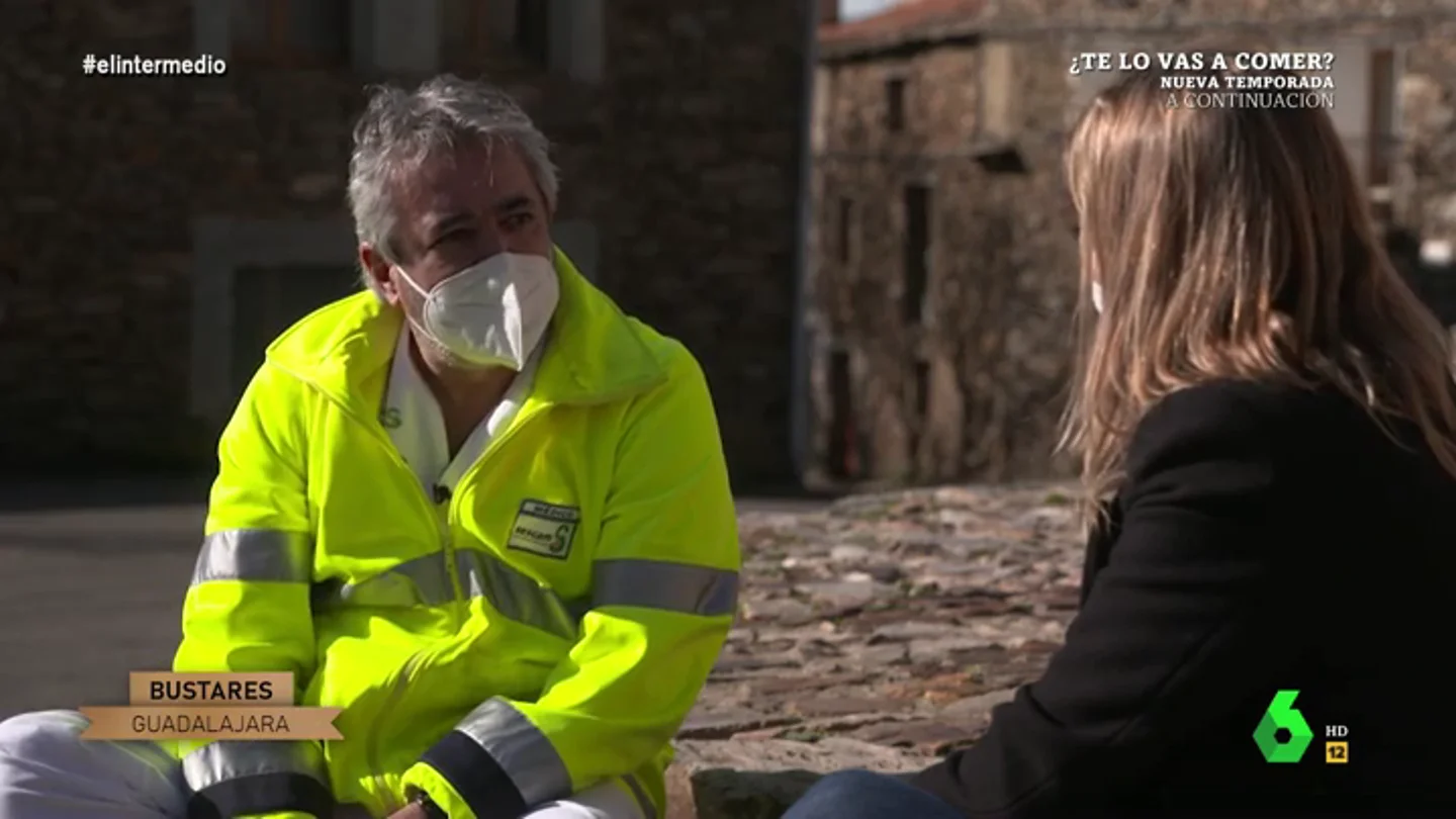 El relato de un médico rural, o cómo ser el único responsable de la salud de pueblos enteros: "La soledad crea patologías" El relato de un médico rural, o cómo ser el único responsable de la salud de pueblos enteros: "La soledad crea patologías"