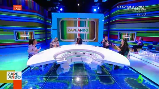 Nia Correia lleva la Navidad al plató de Zapeando: así canta un villancico al ritmo de las zambombas de los zapeadores Nia Correia lleva la Navidad al plató de Zapeando: así canta un villancico al ritmo de las zambombas de los zapeadores