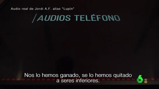 La conversación que muestra que el joven ciberestafador 'Lupín' se creía un ser superior: "A los débiles y bobos les toca perder" La conversación que muestra que el joven ciberestafador 'Lupín' se creía un ser superior: "A los débiles y bobos les toca perder"