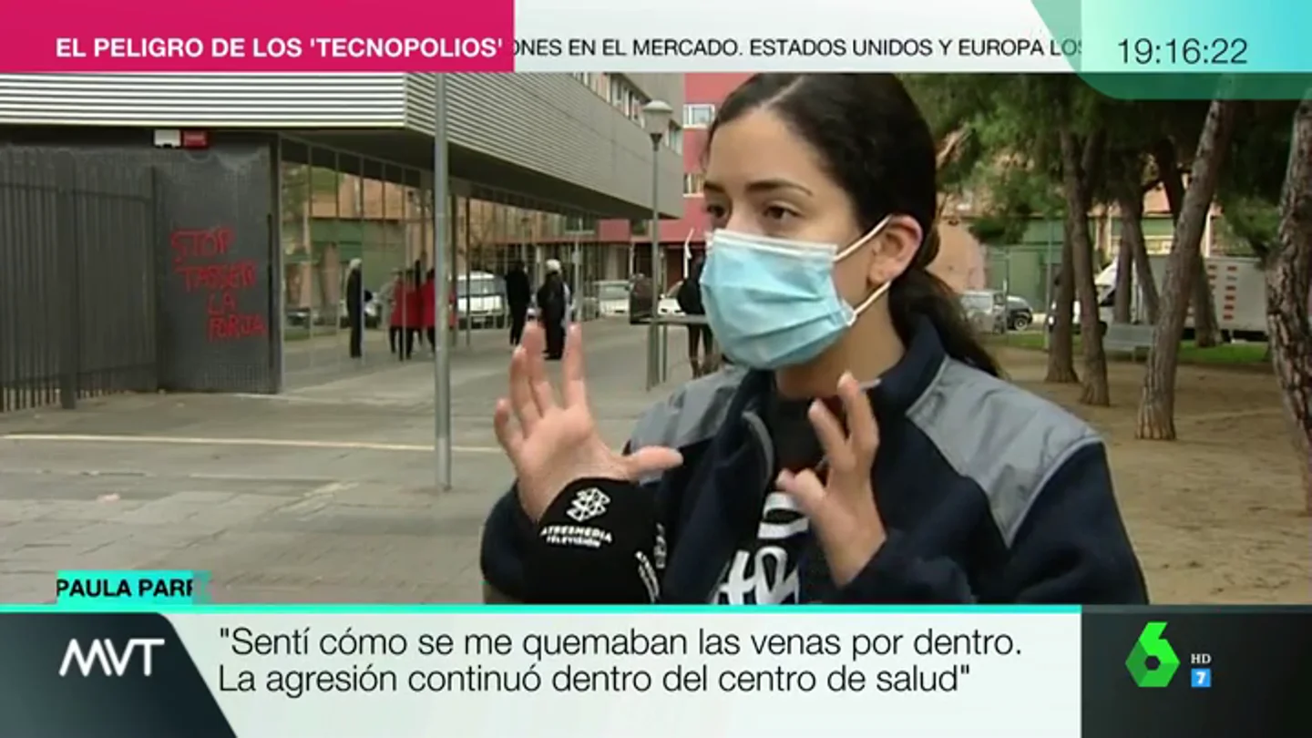 Habla la joven a la que dos mossos 'tasearon' en Sabadell: "Sentía que mis venas se estaban quemando por dentro" Habla la joven a la que dos mossos 'tasearon' en Sabadell: "Sentía que mis venas se estaban quemando por dentro"