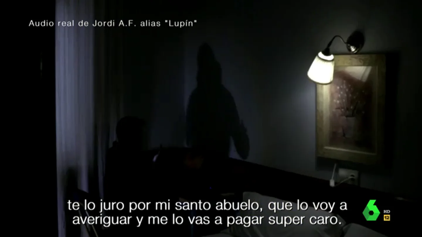 Así reaccionaba el ciberestafador 'Lupín' cuando se sentía traicionado: "Tu cabeza me cuesta 1.000 euros; le voy a mear encima" Así reaccionaba el ciberestafador 'Lupín' cuando se sentía traicionado: "Tu cabeza me cuesta 1.000 euros; le voy a mear encima"