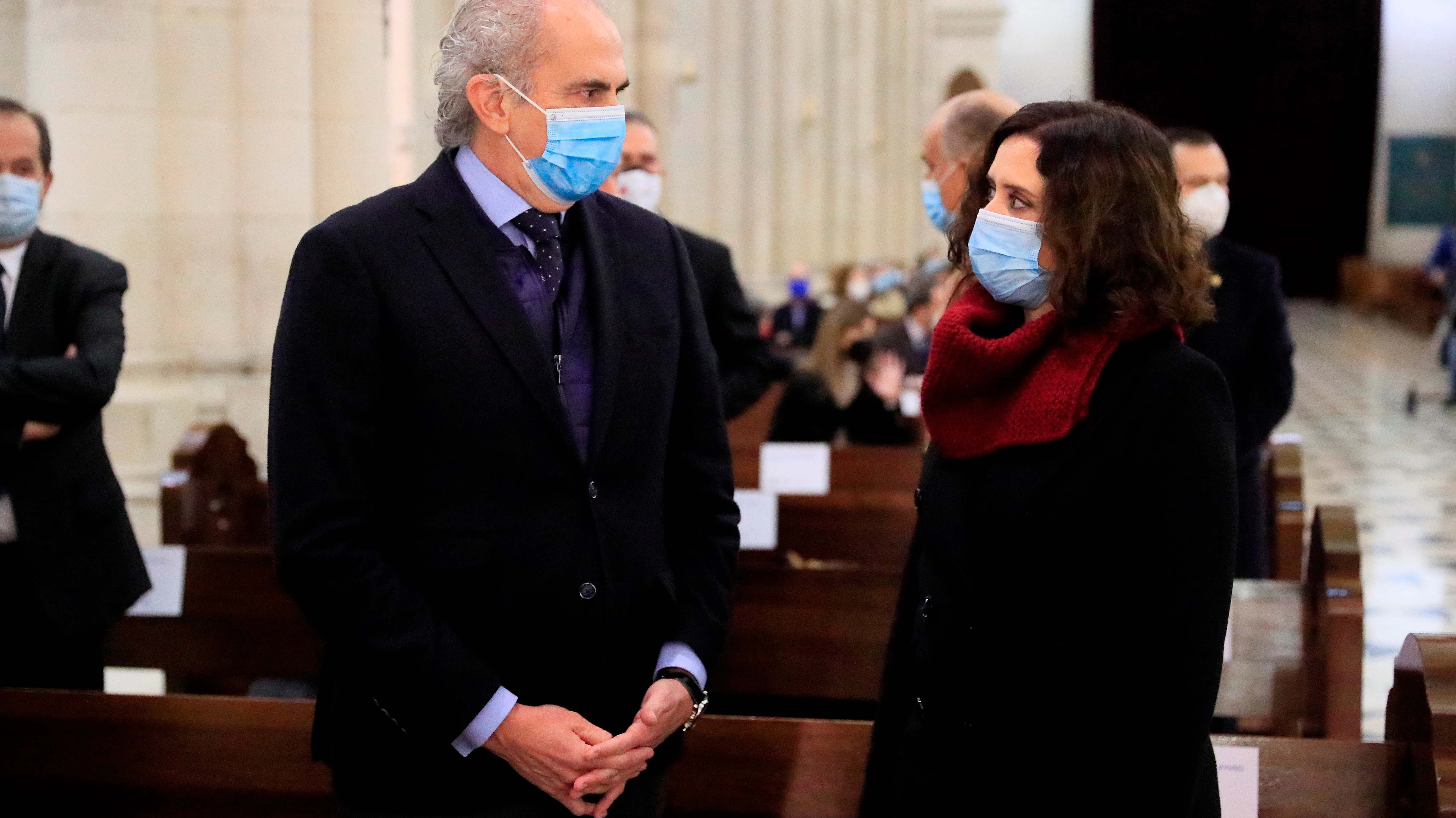 Isabel Díaz Ayuso, en la misa funeral en homenaje a los sanitarios