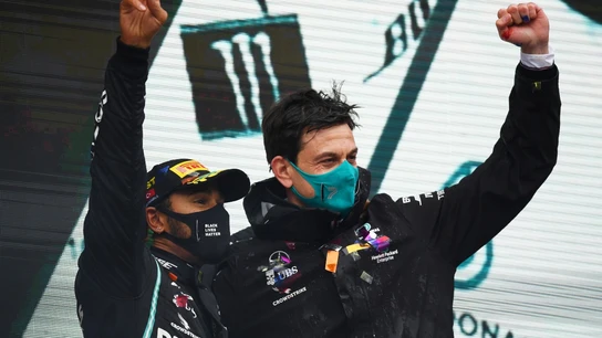 Toto Wolff, con Lewis Hamilton Toto Wolff, con Lewis Hamilton