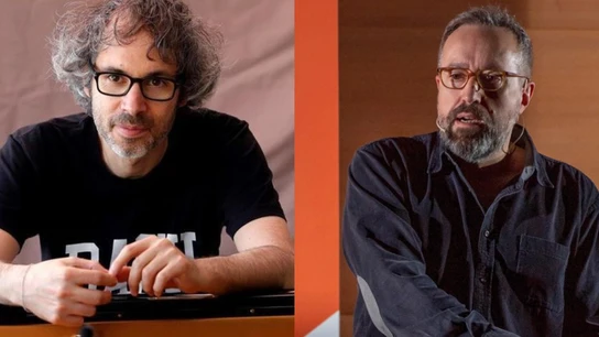 Imágenes de archivo de James Rhodes y Juan Carlos Girauta Imágenes de archivo de James Rhodes y Juan Carlos Girauta