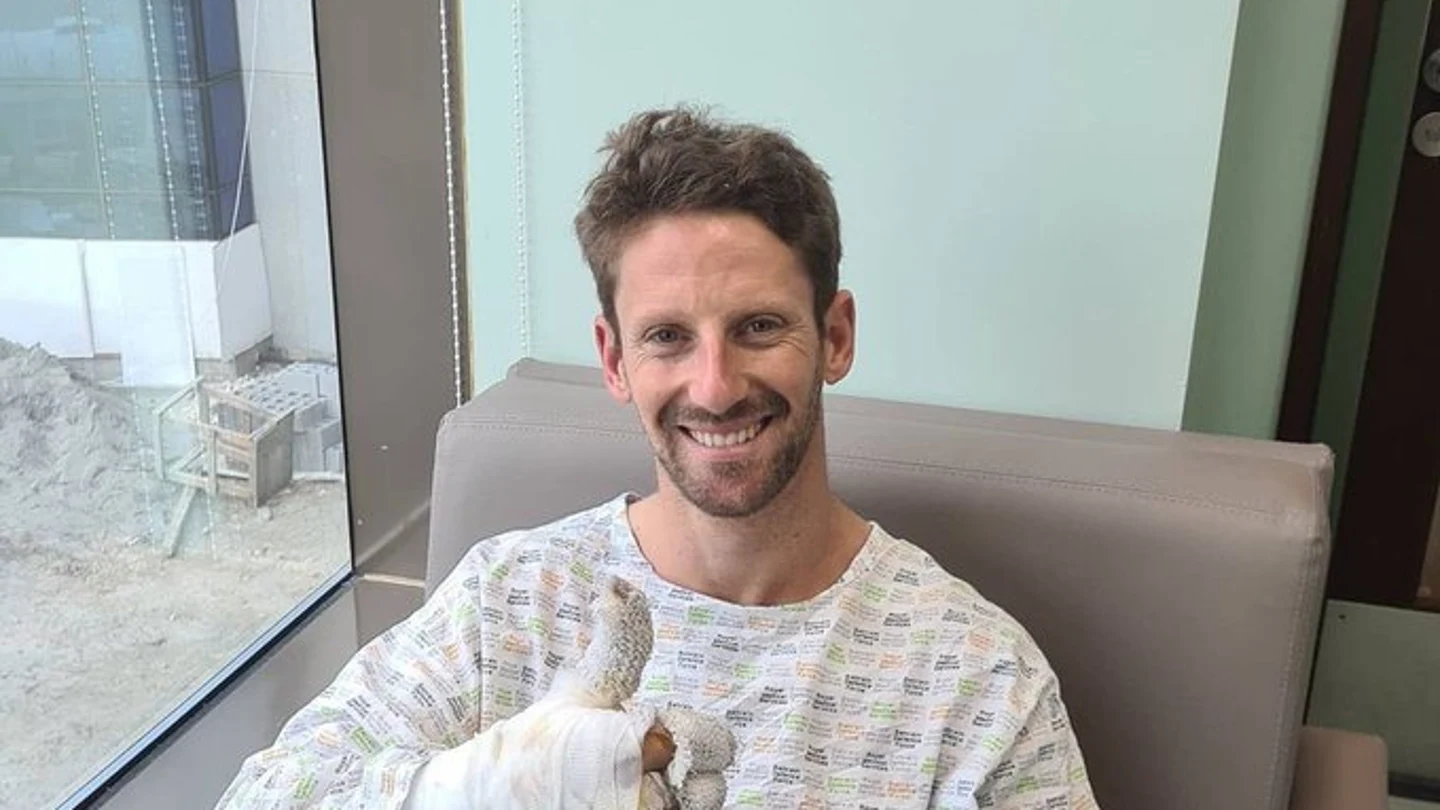 El mensaje de Romain Grosjean desde el hospital tras su terrorífico accidente el GP de Baréin El mensaje de Romain Grosjean desde el hospital tras su terrorífico accidente el GP de Baréin