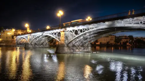 Puente de Triana, Sevilla Puente de Triana, Sevilla
