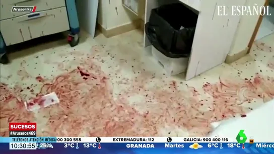 Así ha quedado un servicio de Urgencias en Murcia después de que un joven agrediera a los sanitarios mientras se desangraba Así ha quedado un servicio de Urgencias en Murcia después de que un joven agrediera a los sanitarios mientras se desangraba
